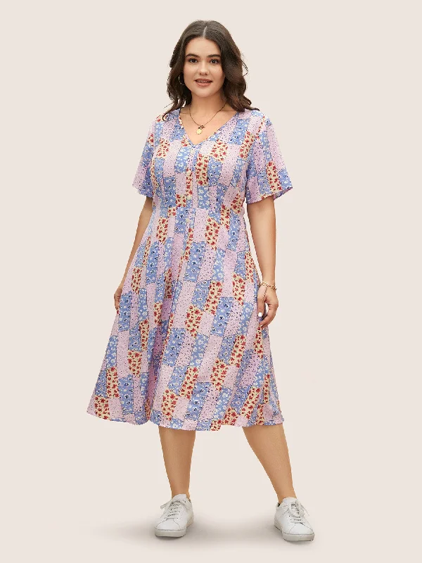 Velvet midi dresses in jewel tones for a glamorous winter event Patchwork Floral Button Detail Pocket Dress Velvet midi dresses in jewel tones for a glamorous winter event Patchwork Floral Button Detail Pocket Dress