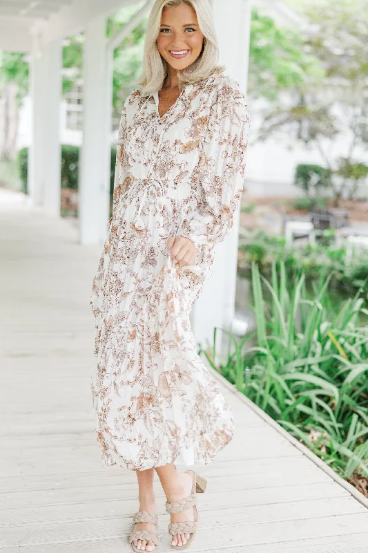 Midi dresses with polka dot prints for a playful summer outfit Finally Found You Brown Toile Midi Dress Midi dresses with polka dot prints for a playful summer outfit Finally Found You Brown Toile Midi Dress