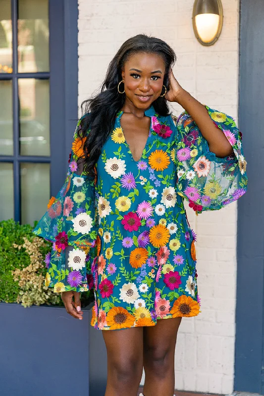 Mini dresses with spaghetti straps for a delicate look Gayle Long Sleeve Mini Dress - Buckingham Mini dresses with spaghetti straps for a delicate look Gayle Long Sleeve Mini Dress - Buckingham