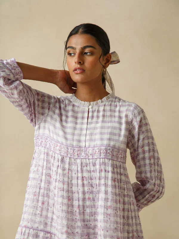 Midi dresses with geometric cutouts for a contemporary and edgy look Sallyrosa Cotton Check Dress Midi dresses with geometric cutouts for a contemporary and edgy look Sallyrosa Cotton Check Dress