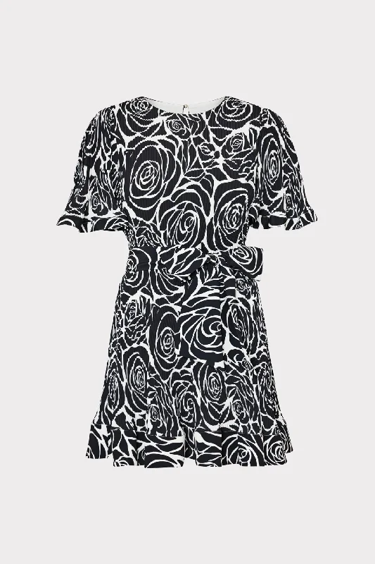 Mini dresses with cut - out details for a trendy look Lumi Black Rose Pleated Dress Mini dresses with cut - out details for a trendy look Lumi Black Rose Pleated Dress