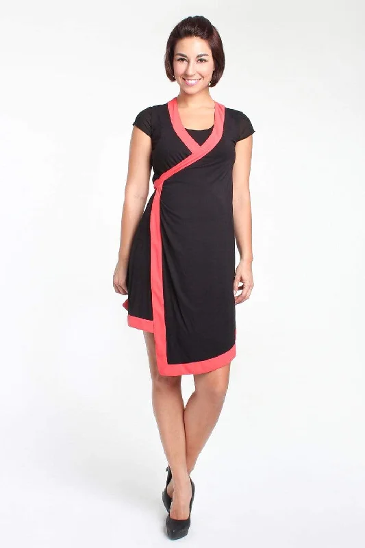 stylish design women nursing braGlenda Wrap Maternity Dress Ink