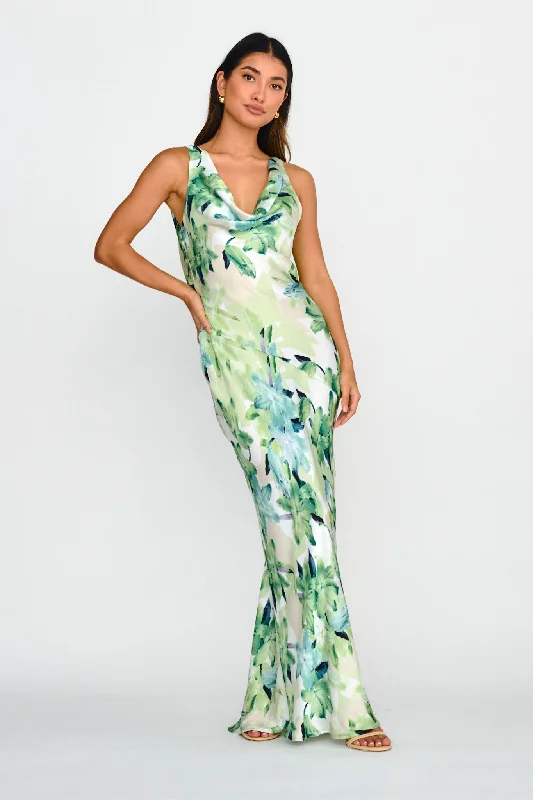 Backless Women Dress for a Sexy and Alluring Look at Evening EventsCassiopeia Open Back Maxi Dress Lily Print Blue Backless Women Dress for a Sexy and Alluring Look at Evening EventsCassiopeia Open Back Maxi Dress Lily Print Blue