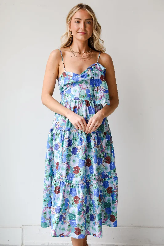 Halter Neck Women Dress to Show Off the Shoulders and NecklineFINAL SALE - Favorite RSVP Blue Floral Tiered Midi Dress Halter Neck Women Dress to Show Off the Shoulders and NecklineFINAL SALE - Favorite RSVP Blue Floral Tiered Midi Dress