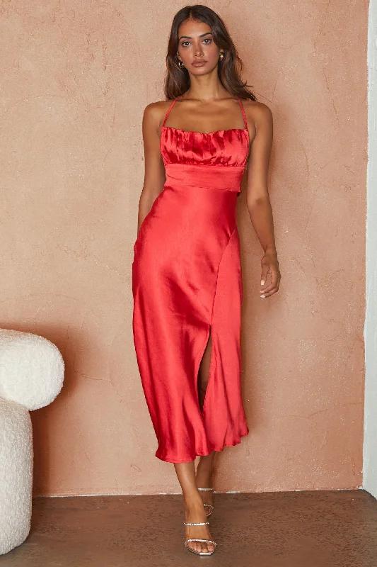 Pleated Women Dress with a Timeless and Elegant TextureLakoda Gathered Bust Bow Tie Back Midi Dress Red Pleated Women Dress with a Timeless and Elegant TextureLakoda Gathered Bust Bow Tie Back Midi Dress Red