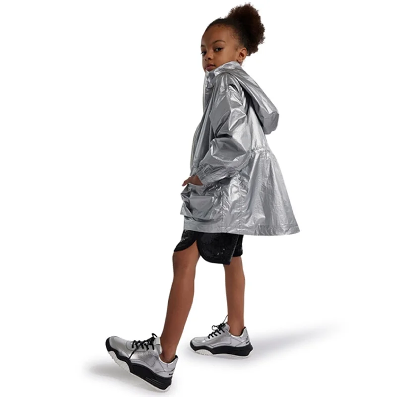 Women's denim jackets with a patchwork design for a bohemian and artsy styleLittle Marc Jacobs Light Grey Hooded Windbreaker Women's denim jackets with a patchwork design for a bohemian and artsy styleLittle Marc Jacobs Light Grey Hooded Windbreaker