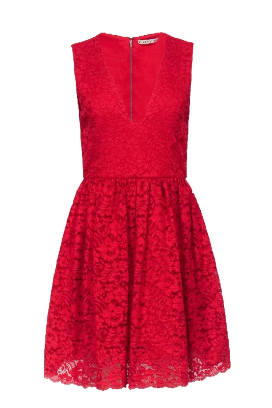Ruffled Women Dress with Multiple Layers for a Playful and Girly Style Ruffled Women Dress with Multiple Layers for a Playful and Girly Style Alice & Olivia - Red Lace Sleeveless Fit & Flare Dress Sz S Ruffled Women Dress with Multiple Layers for a Playful and Girly Style Ruffled Women Dress with Multiple Layers for a Playful and Girly Style Alice & Olivia - Red Lace Sleeveless Fit & Flare Dress Sz S