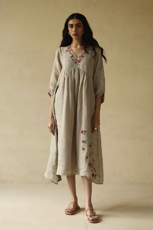 Long - Sleeve Women Dress in Velvet for a Luxurious Winter Look Long - Sleeve Women Dress in Velvet for a Luxurious Winter Look JELLY BELLY DRESS Long - Sleeve Women Dress in Velvet for a Luxurious Winter Look Long - Sleeve Women Dress in Velvet for a Luxurious Winter Look JELLY BELLY DRESS