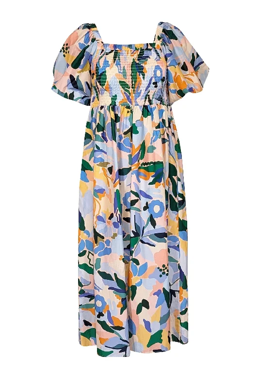 Ruffled Women Dress with Multiple Layers for a Playful and Girly Style Ruffled Women Dress with Multiple Layers for a Playful and Girly Style Jessie Zhao - Blue, Orange, & Green Print Puff Sleeve Smocked Dress Sz S Ruffled Women Dress with Multiple Layers for a Playful and Girly Style Ruffled Women Dress with Multiple Layers for a Playful and Girly Style Jessie Zhao - Blue, Orange, & Green Print Puff Sleeve Smocked Dress Sz S