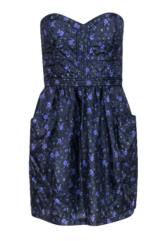 Plus Size Women Dress with a Flattering A - Line Cut for Comfort and Style Plus Size Women Dress with a Flattering A - Line Cut for Comfort and Style Rebecca Taylor - Grey & Purple Floral Print Quilted Silk Dress Sz 6 Plus Size Women Dress with a Flattering A - Line Cut for Comfort and Style Plus Size Women Dress with a Flattering A - Line Cut for Comfort and Style Rebecca Taylor - Grey & Purple Floral Print Quilted Silk Dress Sz 6