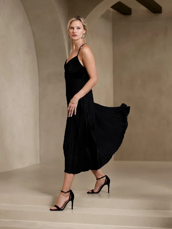 Pleated Women Dress with a Timeless and Elegant Texture Pleated Women Dress with a Timeless and Elegant Texture Solaire Pleated Midi Dress Pleated Women Dress with a Timeless and Elegant Texture Pleated Women Dress with a Timeless and Elegant Texture Solaire Pleated Midi Dress