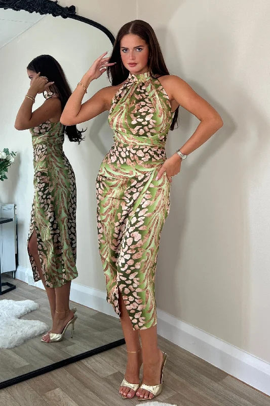 Midi dresses with fringe details for a fun and energetic styleAlessia Halter Neck Midi Dress Green Print Midi dresses with fringe details for a fun and energetic styleAlessia Halter Neck Midi Dress Green Print