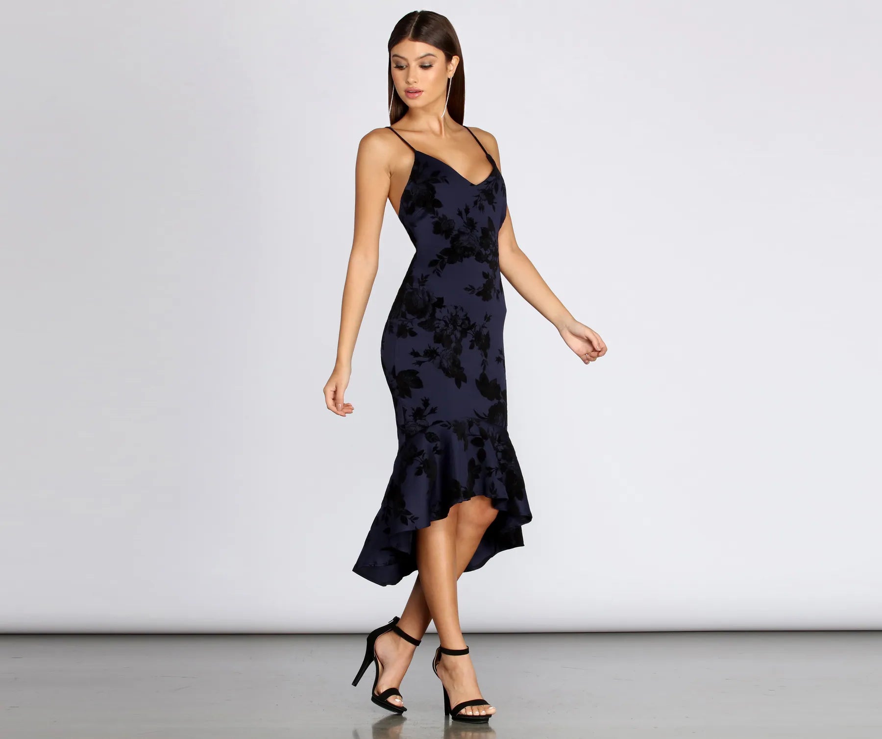 Midi dresses with gathered skirts for a full and flowing silhouetteFloral Desire Trumpet Midi Dress Midi dresses with gathered skirts for a full and flowing silhouetteFloral Desire Trumpet Midi Dress