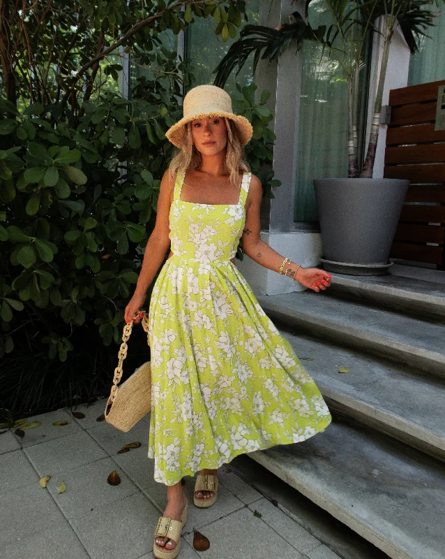 Midi dresses with ruched sleeves for a more fitted and stylish arm lookKahului Floral Print Cutout Midi Dress Midi dresses with ruched sleeves for a more fitted and stylish arm lookKahului Floral Print Cutout Midi Dress