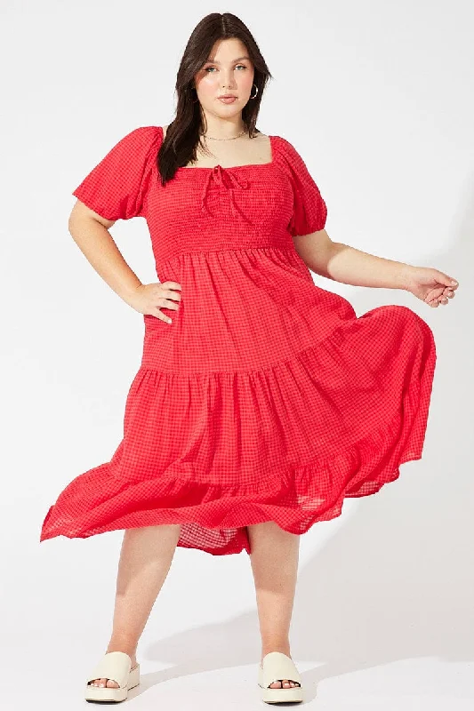 Midi dresses with keyhole backs for a flirty and unexpected detailRed Midi Dress Short Sleeve Shirred Midi dresses with keyhole backs for a flirty and unexpected detailRed Midi Dress Short Sleeve Shirred