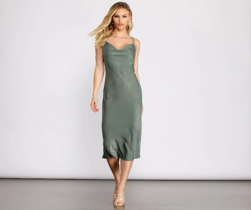 Midi dresses with mesh inserts for a trendy and breathable optionSleek Ya Out Cowl Neck Midi Dress Midi dresses with mesh inserts for a trendy and breathable optionSleek Ya Out Cowl Neck Midi Dress