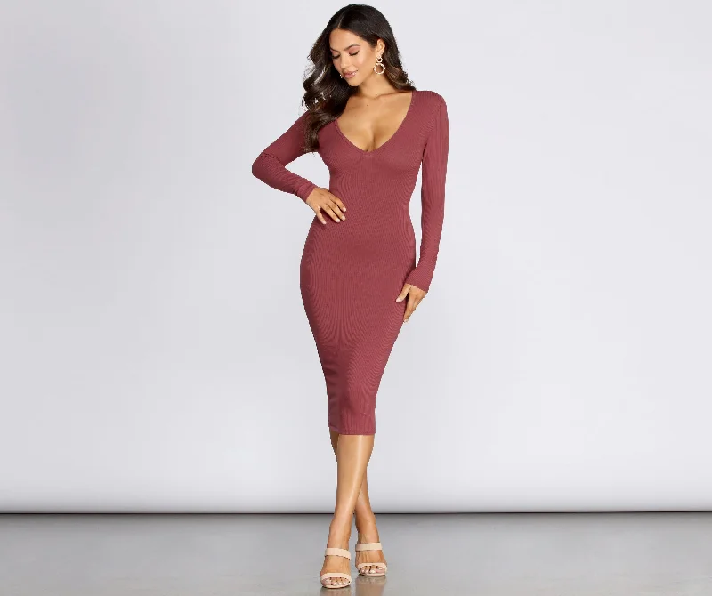 Midi dresses with mesh inserts for a trendy and breathable optionV Mine Ribbed Knit Midi Dress Midi dresses with mesh inserts for a trendy and breathable optionV Mine Ribbed Knit Midi Dress