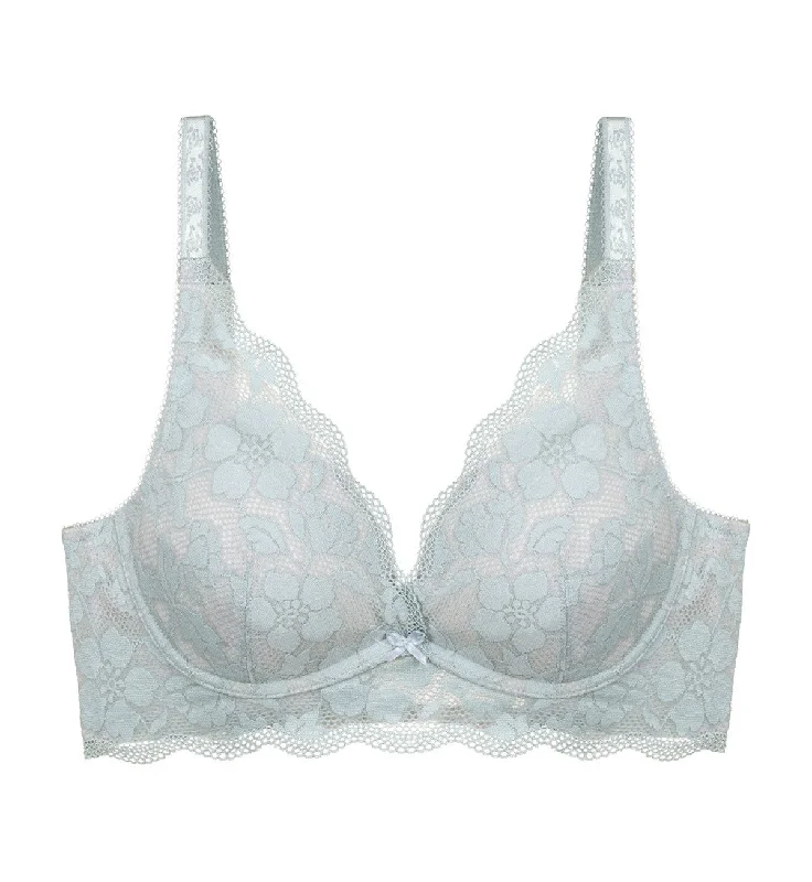 seamless sports bras for minimal chafingSTYLE BUTTERCUP DEEP V NON-WIRED PUSH-UP BRA
