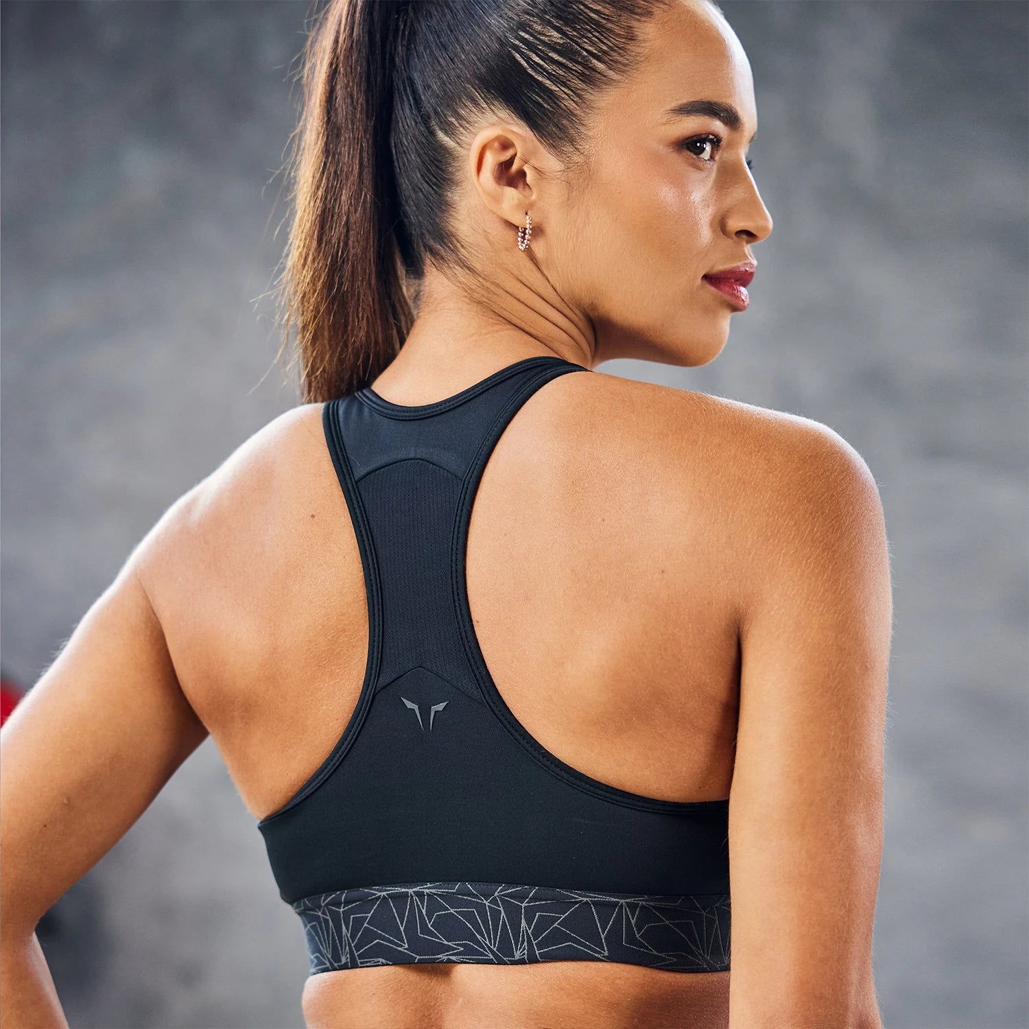 black women sport bra for a classic styleLAB360° TDry™ Sports Bra - Black