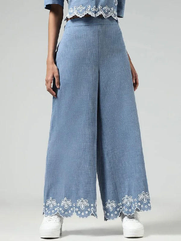 Women's lace - trimmed evening pants Light - wash women jeans for a fresh and summery appearance Bombay Paisley Blue Schiffli Scalloped-Hem Cotton Palazzos Women's lace - trimmed evening pants Light - wash women jeans for a fresh and summery appearance Bombay Paisley Blue Schiffli Scalloped-Hem Cotton Palazzos