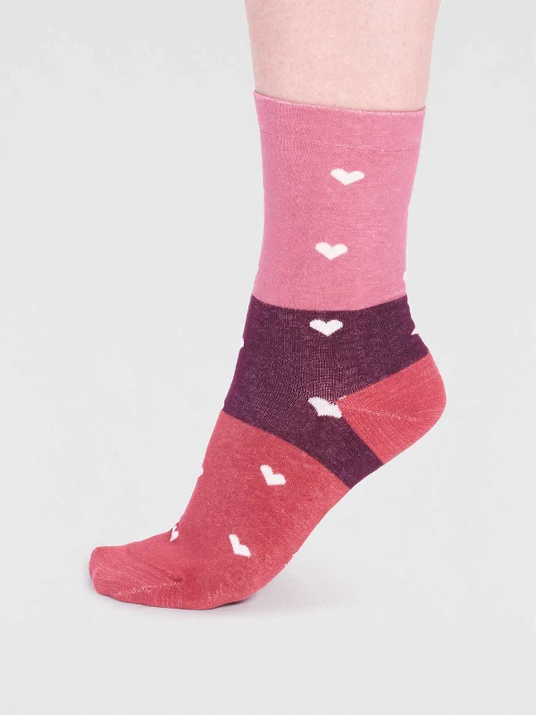 Women's anti - itch merino wool ankle socksNova Organic Cotton Heart Socks - Dusty Rose Pink Women's anti - itch merino wool ankle socksNova Organic Cotton Heart Socks - Dusty Rose Pink