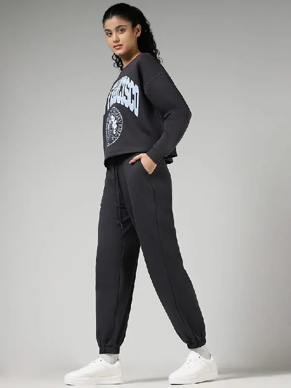 Women's high - waisted yoga pants Skinny women jeans with a form - fitting design Studiofit Solid Grey Cotton Track Pants Women's high - waisted yoga pants Skinny women jeans with a form - fitting design Studiofit Solid Grey Cotton Track Pants