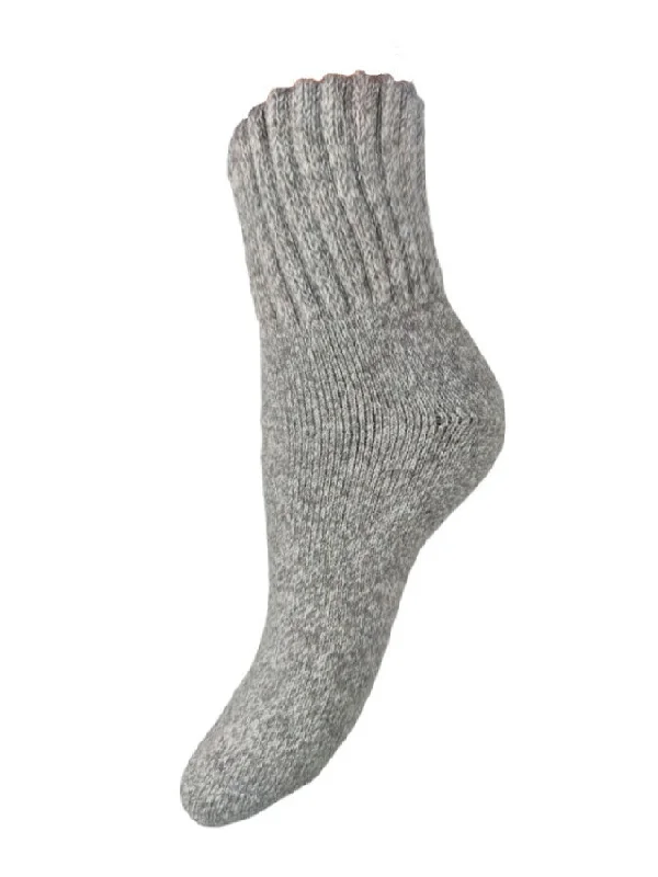 women tights for a New Year's Eve celebrationThick Light Grey Wool Blend Socks