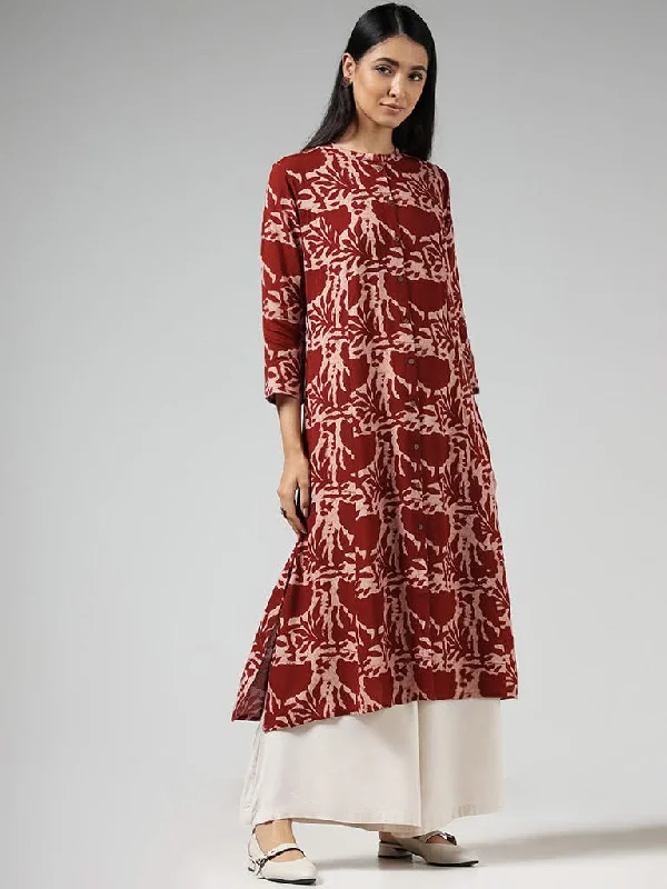 Women's summer - weight linen pants High - waisted women jeans for a flattering silhouette Utsa Brick Red Floral Printed Buttoned Down Kurta Women's summer - weight linen pants High - waisted women jeans for a flattering silhouette Utsa Brick Red Floral Printed Buttoned Down Kurta