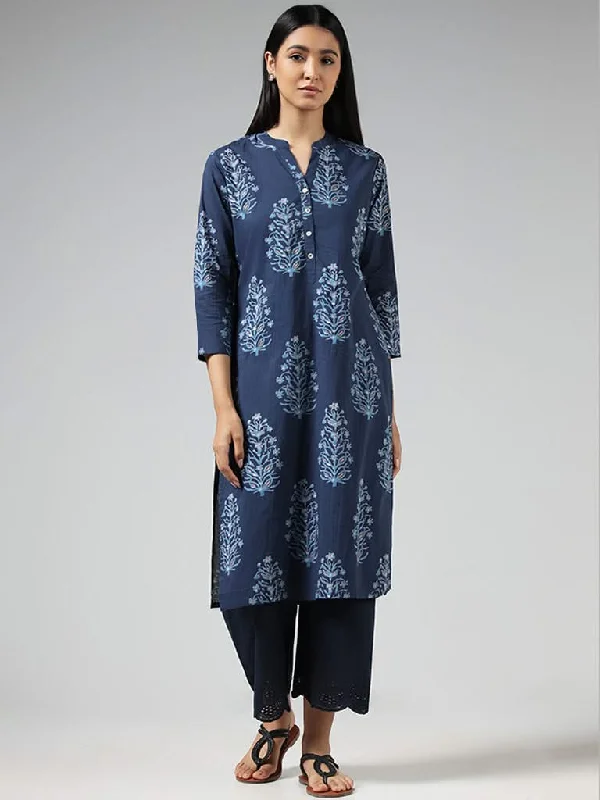 Women's petite - fit skinny pants High - waisted women jeans for a flattering silhouette Utsa Navy Floral Printed Cotton Kurta Women's petite - fit skinny pants High - waisted women jeans for a flattering silhouette Utsa Navy Floral Printed Cotton Kurta