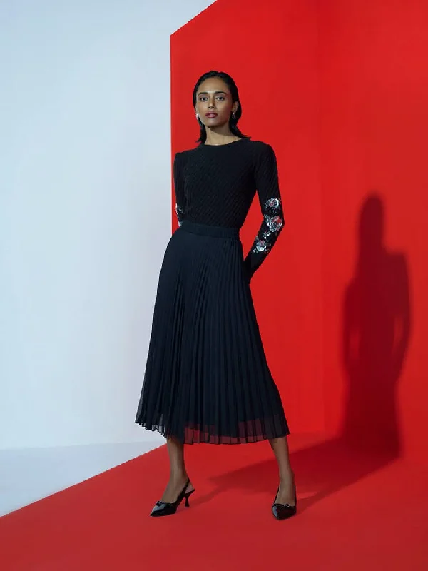 Women's pants for office meetings High - waisted women jeans for a flattering silhouette Wardrobe Solid Black Pleated Skirt Women's pants for office meetings High - waisted women jeans for a flattering silhouette Wardrobe Solid Black Pleated Skirt
