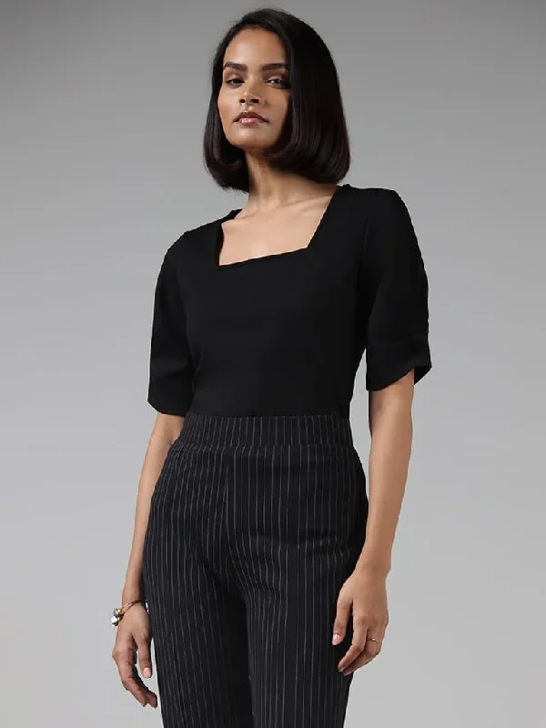 Women's budget - friendly denim pants Button - fly women jeans with a traditional touch Wardrobe Solid Black Top Women's budget - friendly denim pants Button - fly women jeans with a traditional touch Wardrobe Solid Black Top