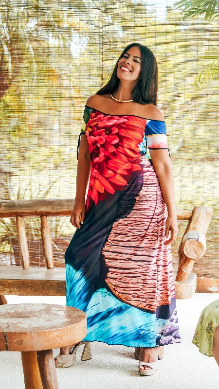 Maxi dresses with a halter neck for a stylish and sophisticated choice"Around the World" Valeria Open Back Maxi Dress, Hawaii Maxi dresses with a halter neck for a stylish and sophisticated choice"Around the World" Valeria Open Back Maxi Dress, Hawaii