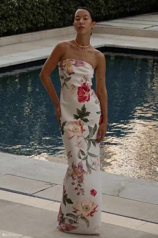 Maxi dresses with cut - out details on the sides for a modern edgeClaudette Strapless Satin Maxi Dress - Bella Rosa Print Maxi dresses with cut - out details on the sides for a modern edgeClaudette Strapless Satin Maxi Dress - Bella Rosa Print