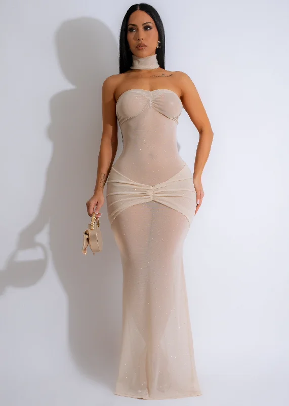 Maxi dresses with geometric prints for a contemporary aestheticRadiant Orchid Mesh Glitter Maxi Dress Nude Maxi dresses with geometric prints for a contemporary aestheticRadiant Orchid Mesh Glitter Maxi Dress Nude