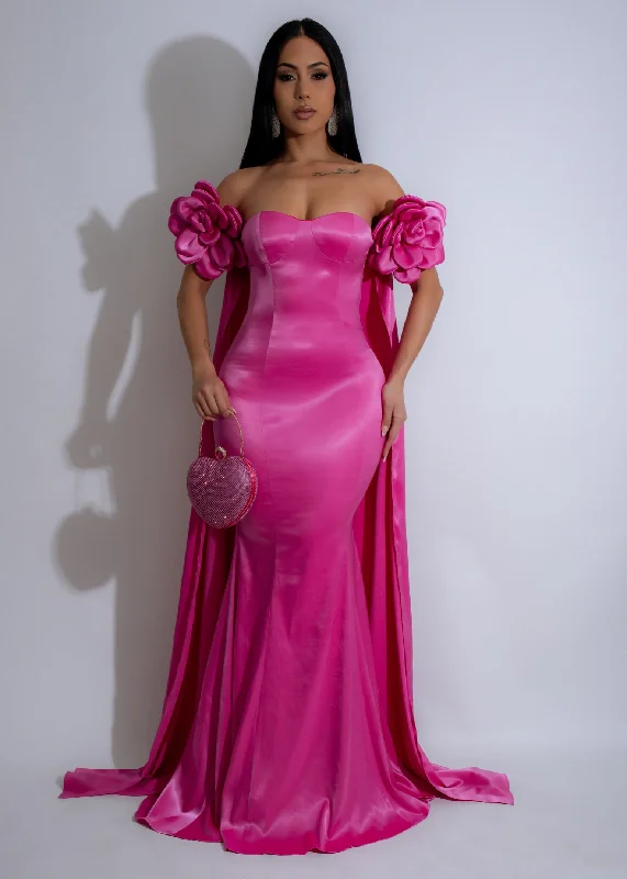 Maxi dresses with mesh panels for a sexy and trendy appearanceRoyal Dream Satin Floral Maxi Dress Pink Maxi dresses with mesh panels for a sexy and trendy appearanceRoyal Dream Satin Floral Maxi Dress Pink