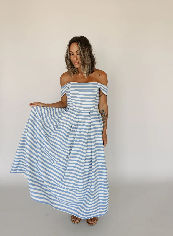 Maxi dresses with a pleated skirt for a timeless and elegant appearanceSea Me Midi Dress - Final Sale Maxi dresses with a pleated skirt for a timeless and elegant appearanceSea Me Midi Dress - Final Sale