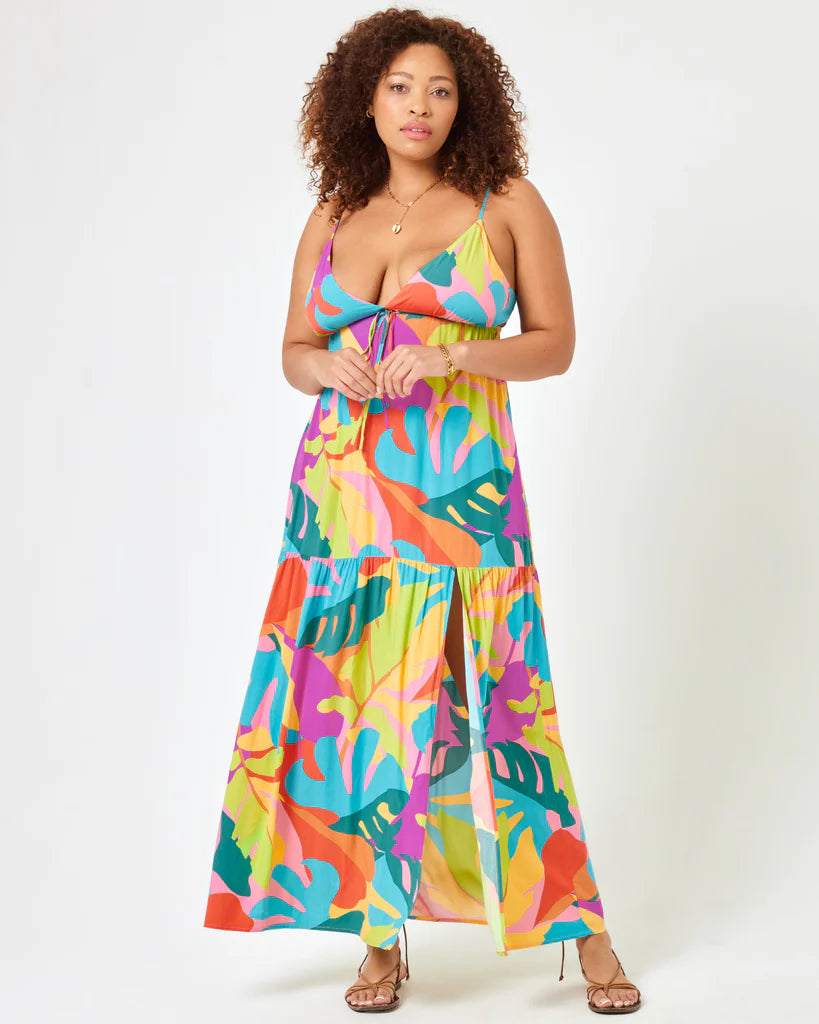 Maxi dresses with cut - out details on the sides for a modern edgeVictoria Printed Dress Maxi dresses with cut - out details on the sides for a modern edgeVictoria Printed Dress