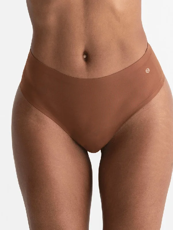 seamless shape - wear women thongs for a seamless lookEvelyn & Bobbie High Waist Thong seamless shape - wear women thongs for a seamless lookEvelyn & Bobbie High Waist Thong