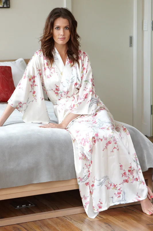 women robes with lace trim for elegancePlum & Crane Silk Long Kimono